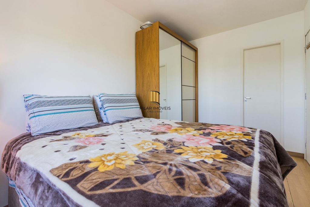 Apartamento 2 dormitórios no bairro Glória