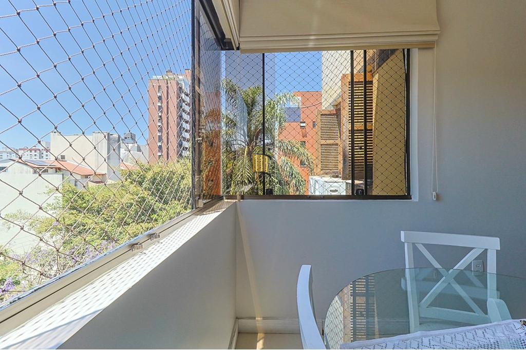 Cobertura 3 dormitórios no bairro Petrópolis