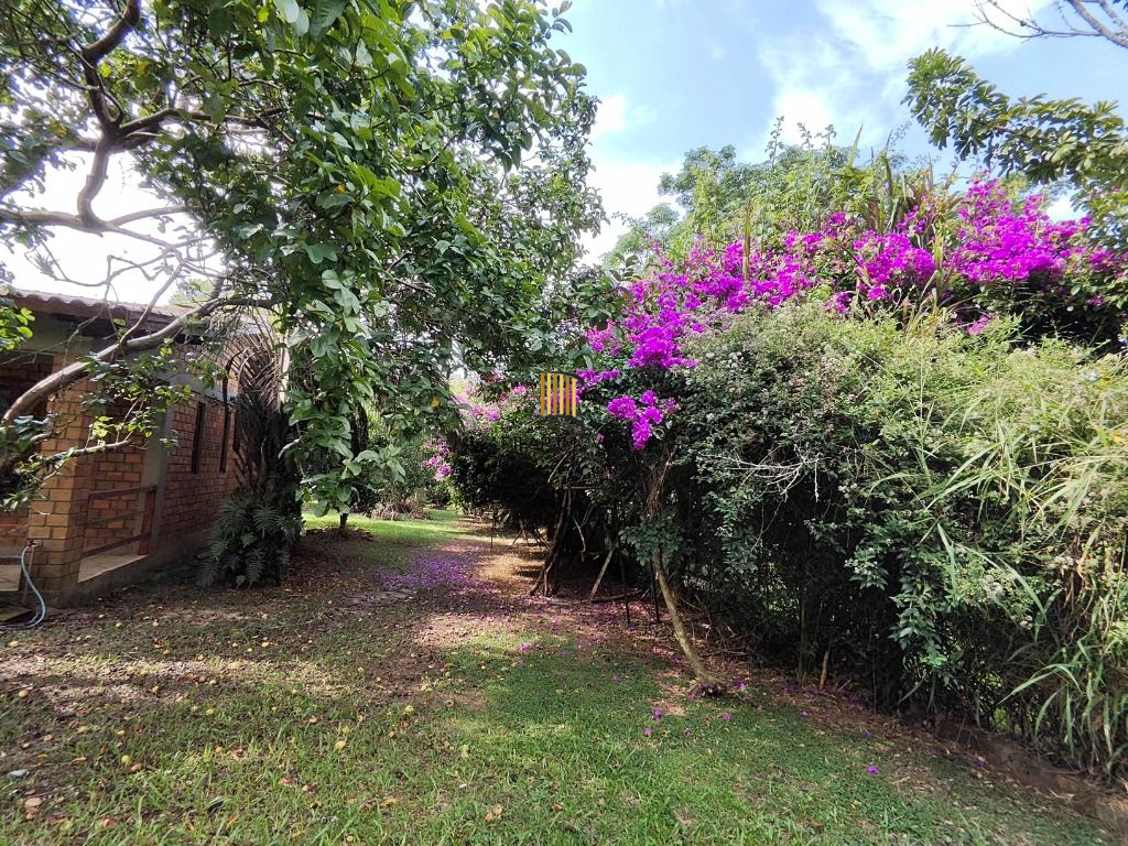 Fazenda no bairro Passo da Branquinha