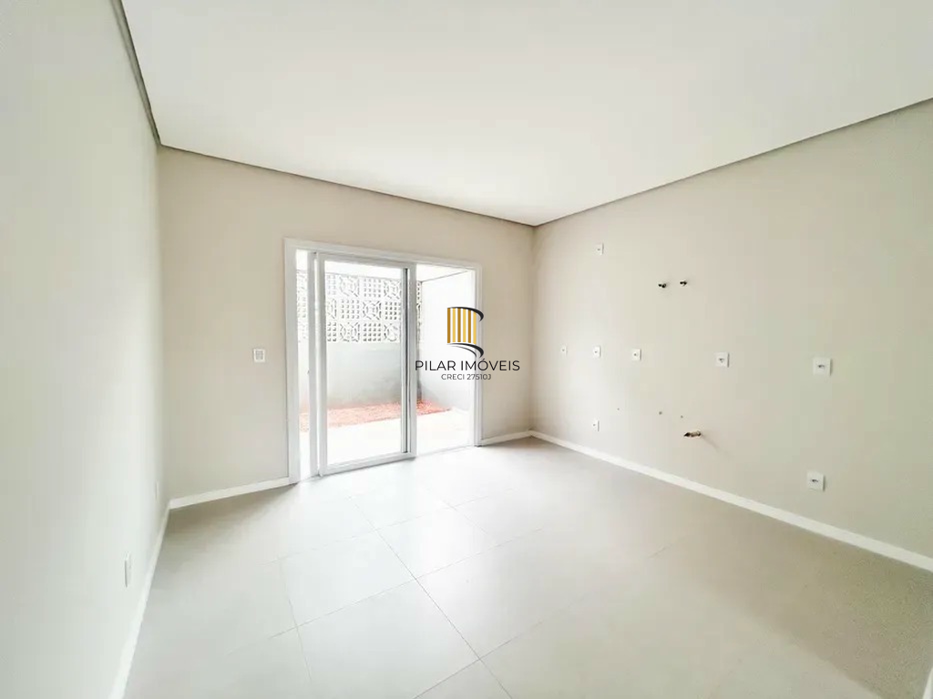 Casa 2 dormitórios no bairro São José