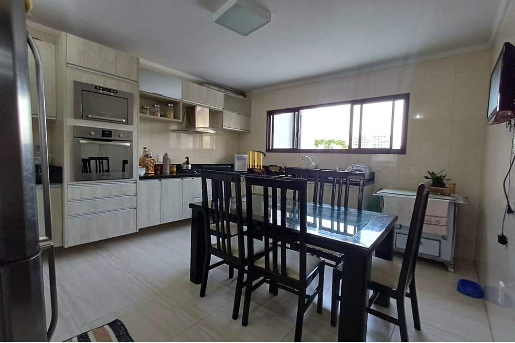 Casa 3 dormitórios no bairro Jardim do Salso