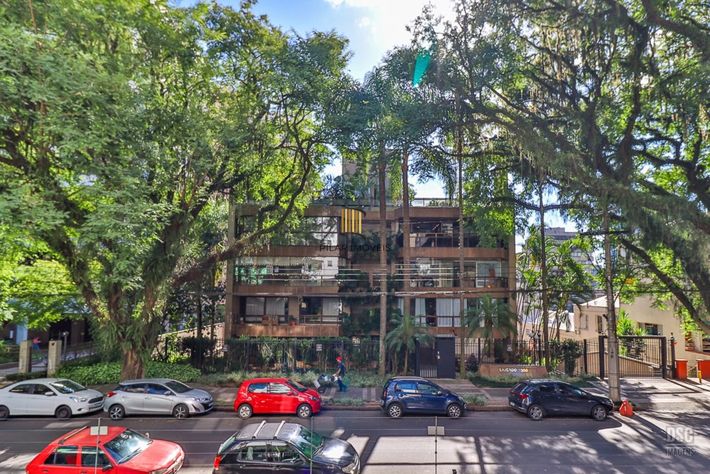 Apartamento 3 dormitórios no bairro Petrópolis