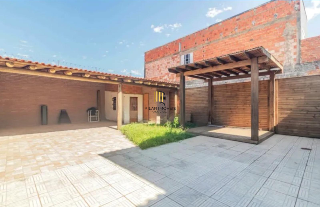 Casa 3 dormitórios no bairro Sarandi
