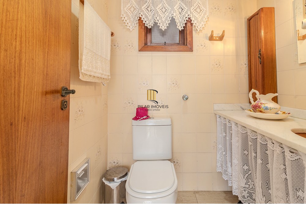 Cobertura 3 dormitórios no bairro Petrópolis