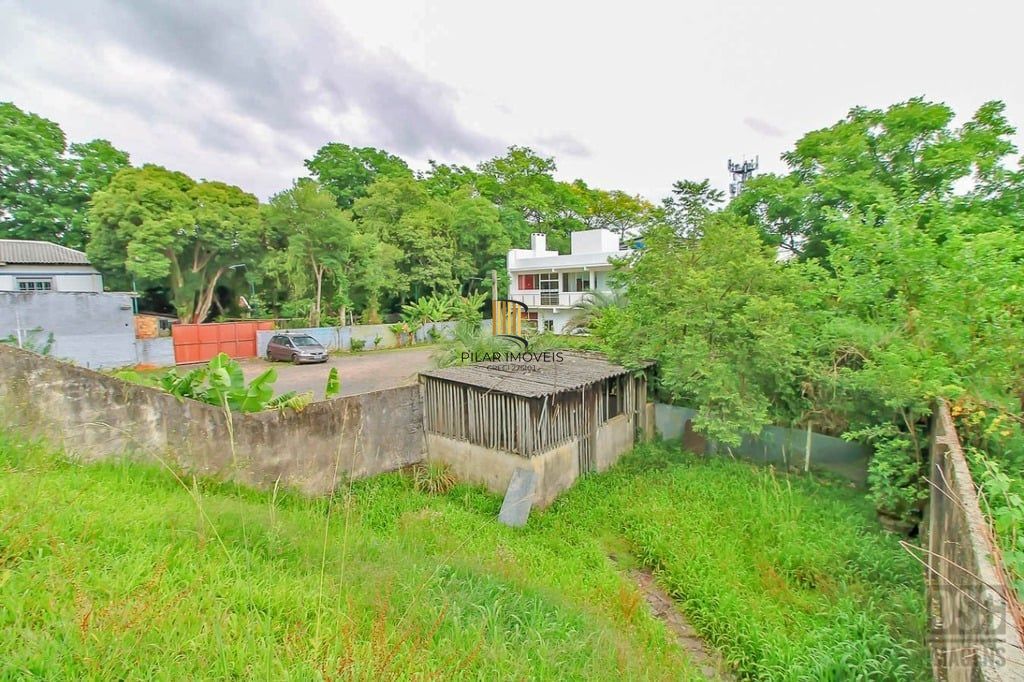 Casa 3 dormitórios no bairro Glória