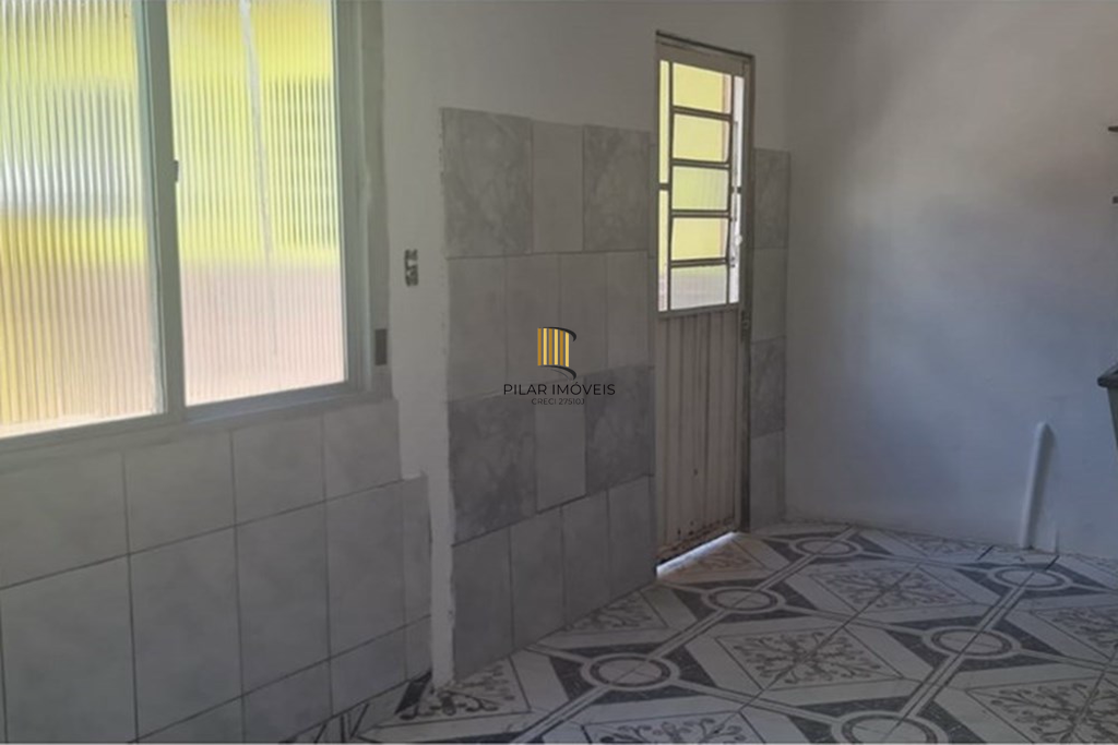 Casa 3 dormitórios no bairro Lomba do Pinheiro