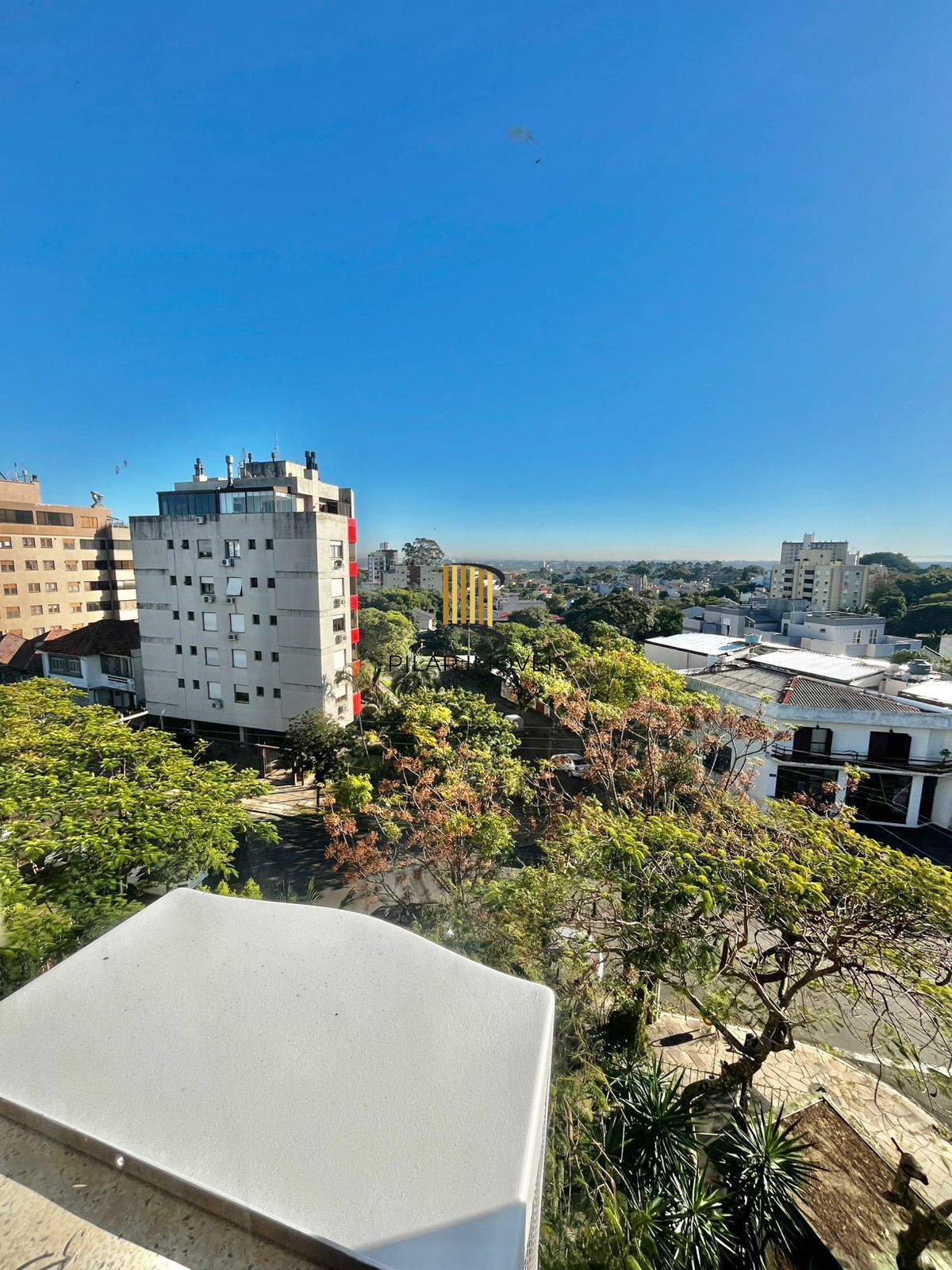 Apto 03 dorm com suíte, andar alto, vista, ótima posição solar, 1 vaga no Cristo