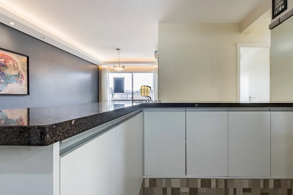 Apartamento 2 dormitórios no bairro Vila Ipiranga