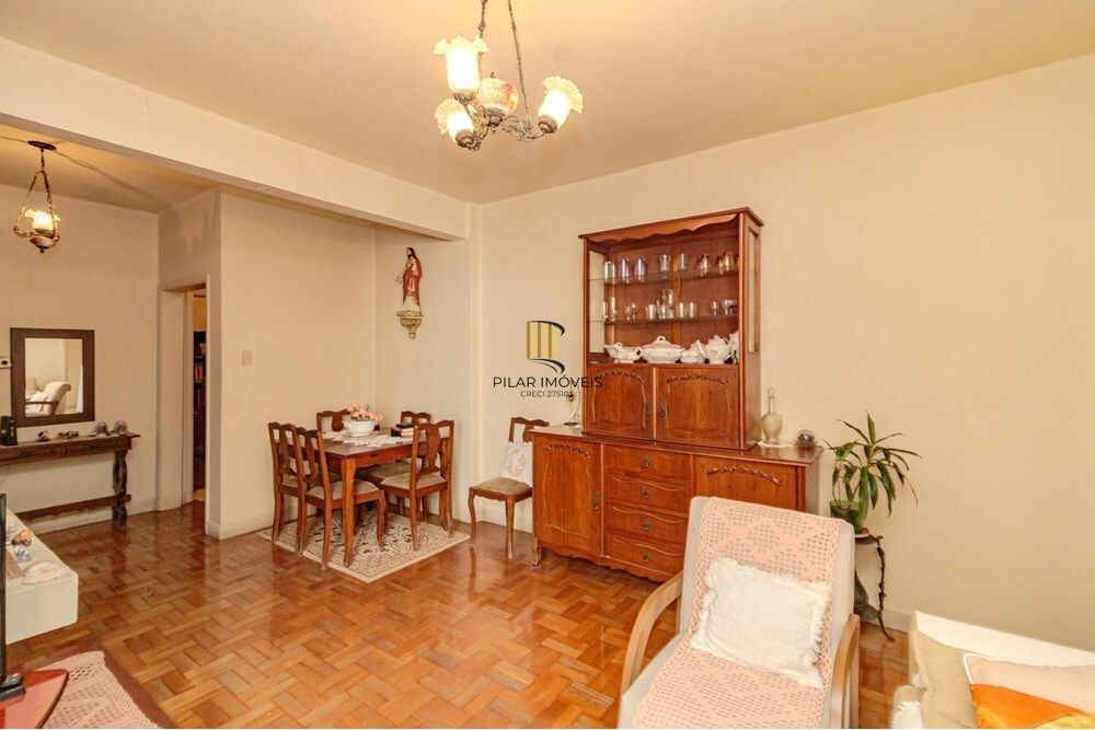 Apartamento 4 dormitórios no bairro Santana