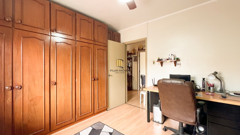 Casa 4 dormitórios no bairro Jardim Lindóia