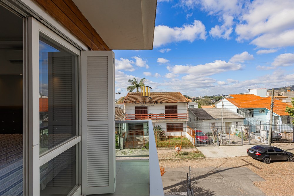 Casa 3 dormitórios no bairro Vila Ipiranga