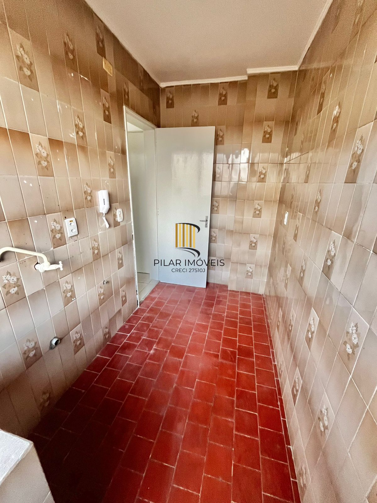 Apto 01 dormitório, no bairro Vila Jardim, com 39 m², vista definitiva, sol