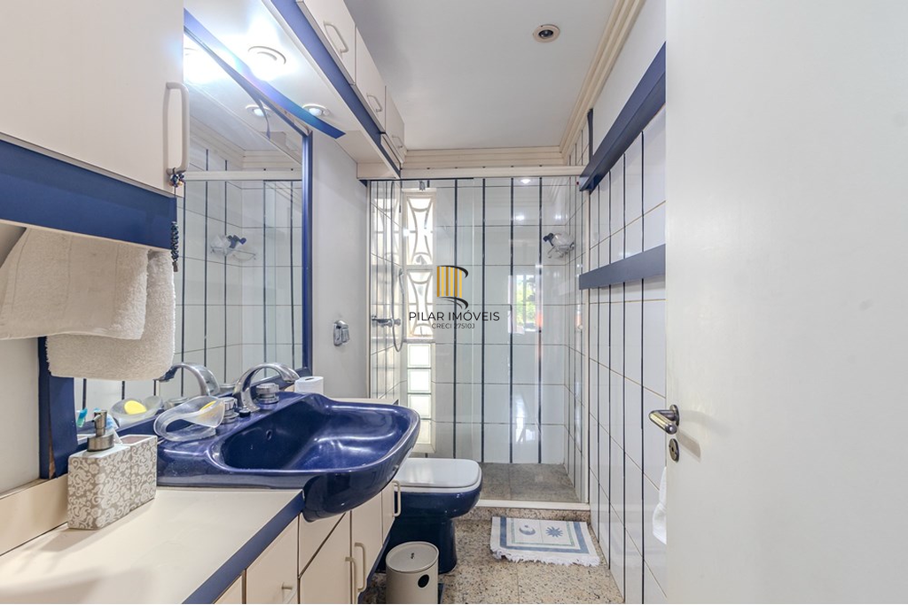 Casa 3 dormitórios no bairro Chácara das Pedras