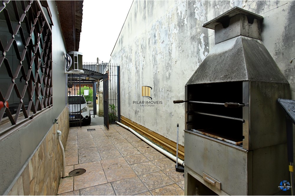 Casa 3 dormitórios no bairro Rubem Berta