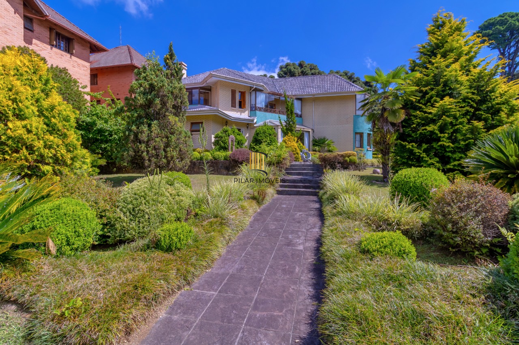 Casa 3 dormitórios no bairro Vila Suzana