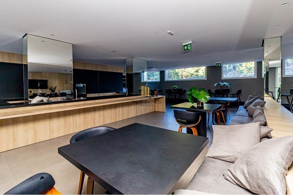 Apartamento 2 dormitórios no bairro Jardim Lindóia