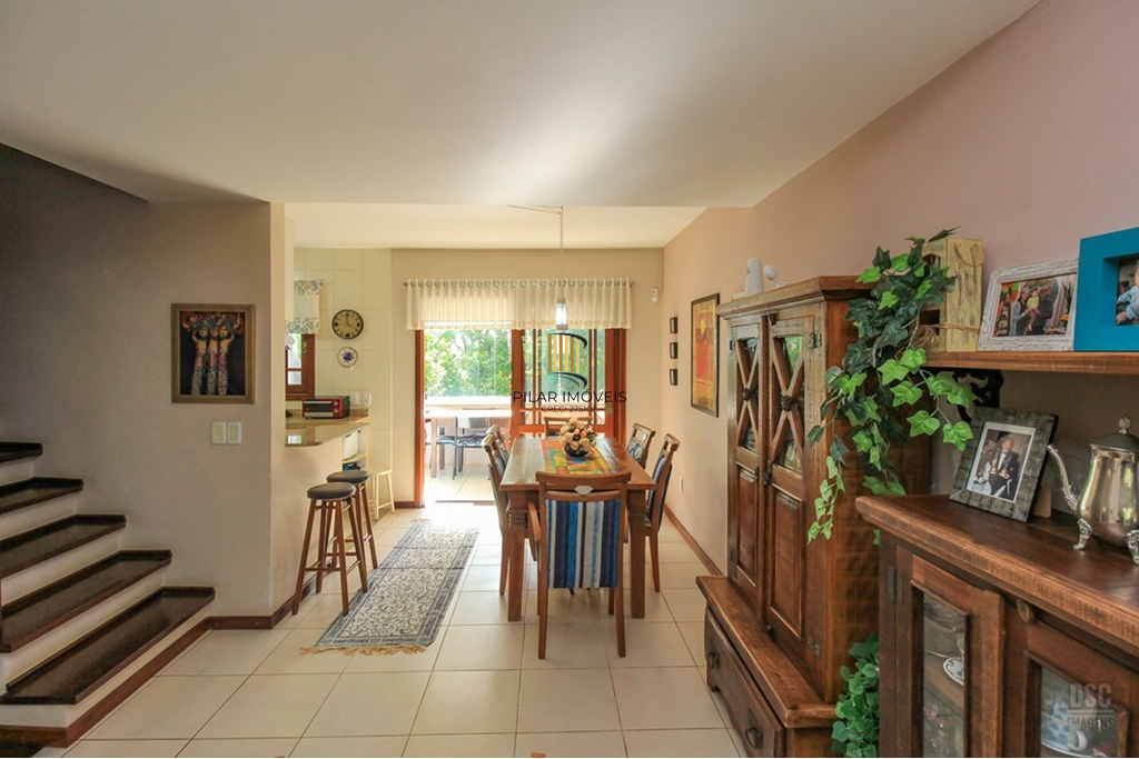 Casa 3 dormitórios no bairro Ipanema