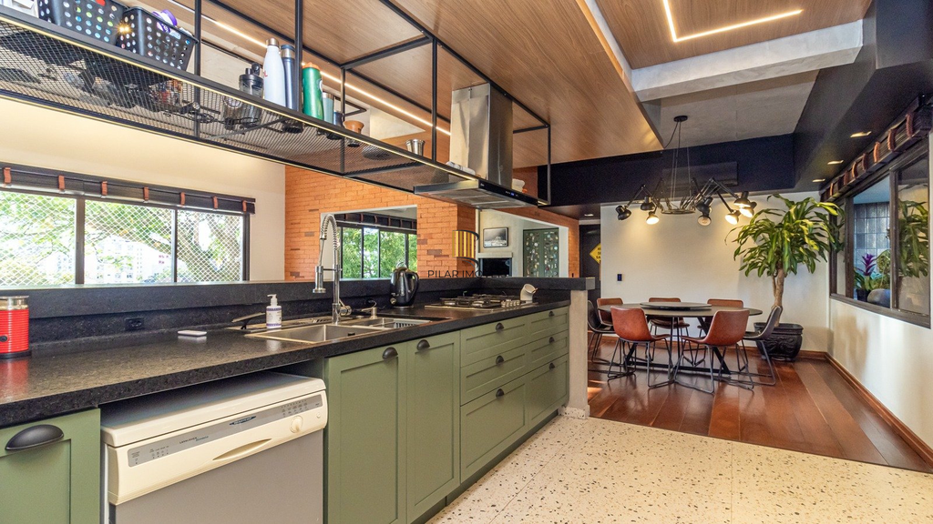 Apartamento 3 dormitórios no bairro Moinhos de Vento