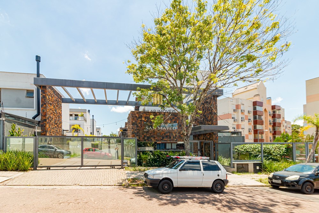Casa de Condomínio 4 dormitórios no bairro Jardim Itu