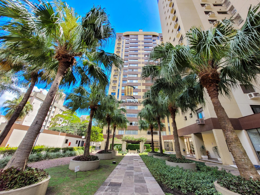 Apartamento 3 dormitórios no bairro Menino Deus