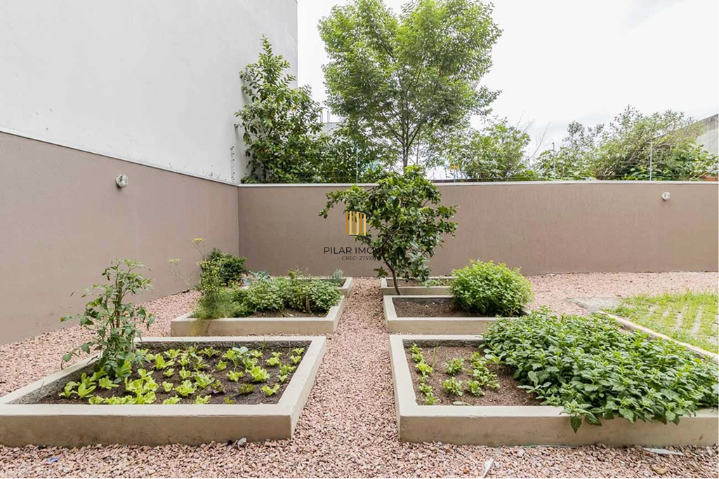 Apartamento 2 dormitórios no bairro Azenha