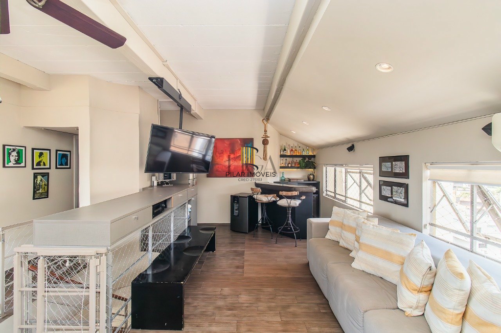 Cobertura 3 dormitórios no bairro Bela Vista