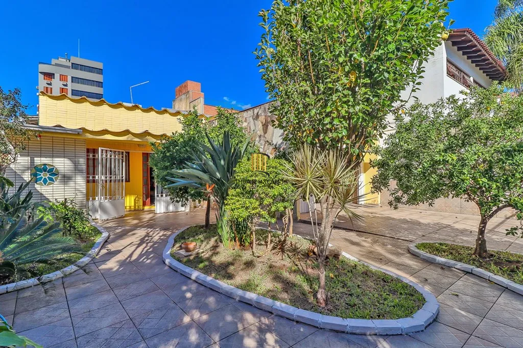 Casa 3 dormitórios no bairro Passo D'Areia