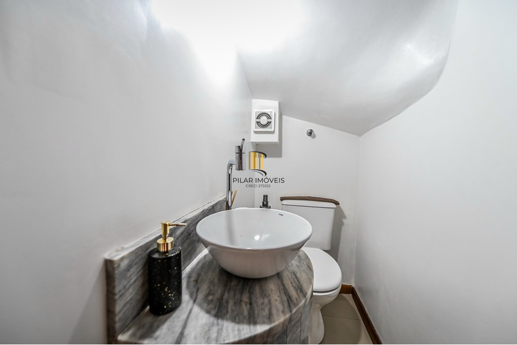 Casa de Condomínio 2 dormitórios no bairro Hípica