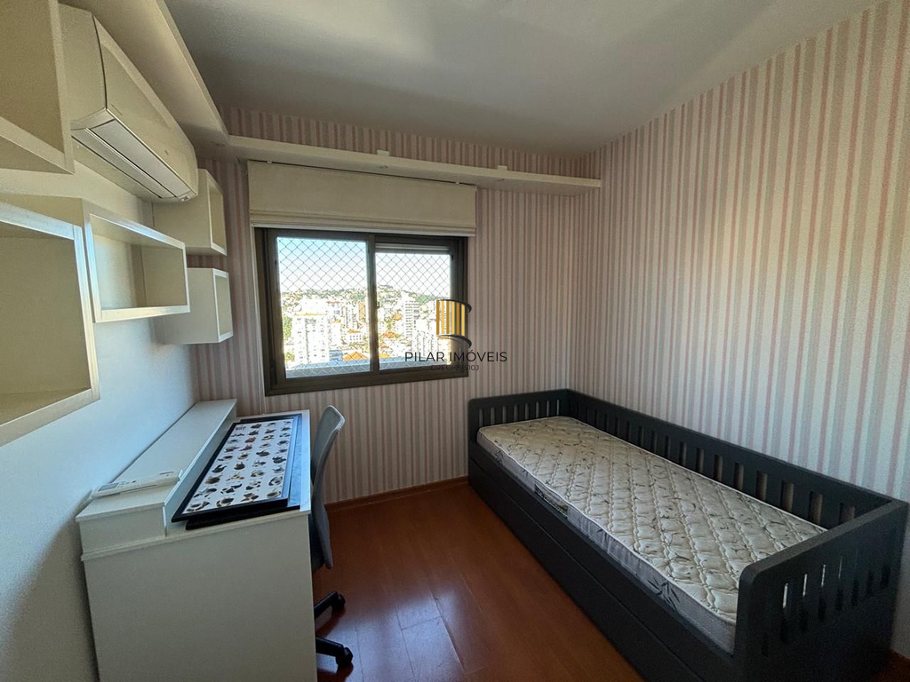 Apartamento 3 dormitórios no bairro Menino Deus