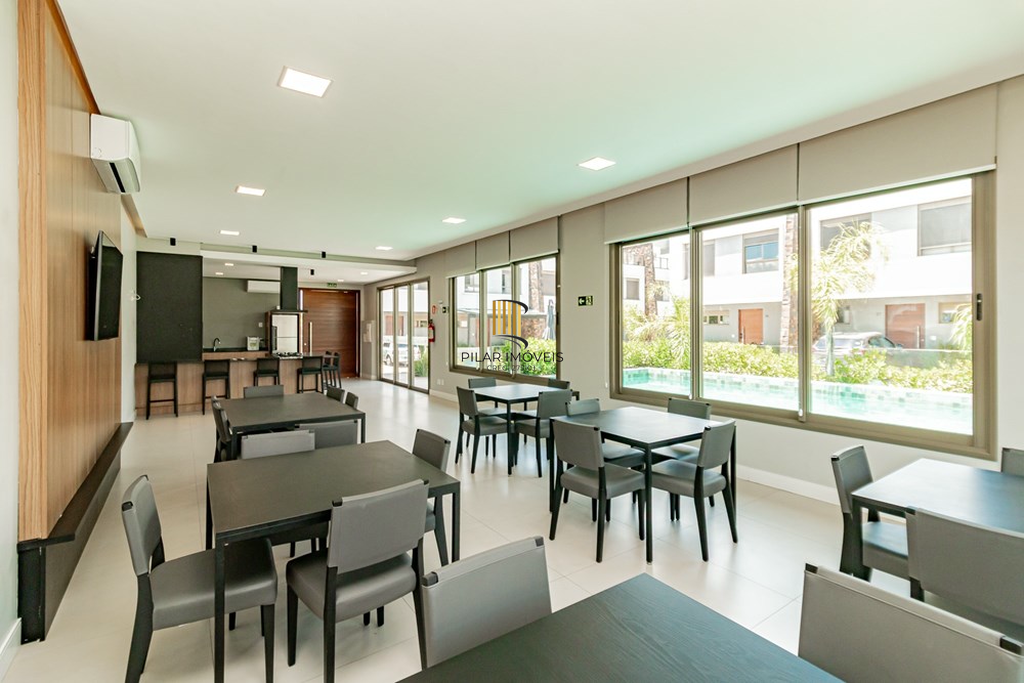 Casa de Condomínio 4 dormitórios no bairro Jardim Itu