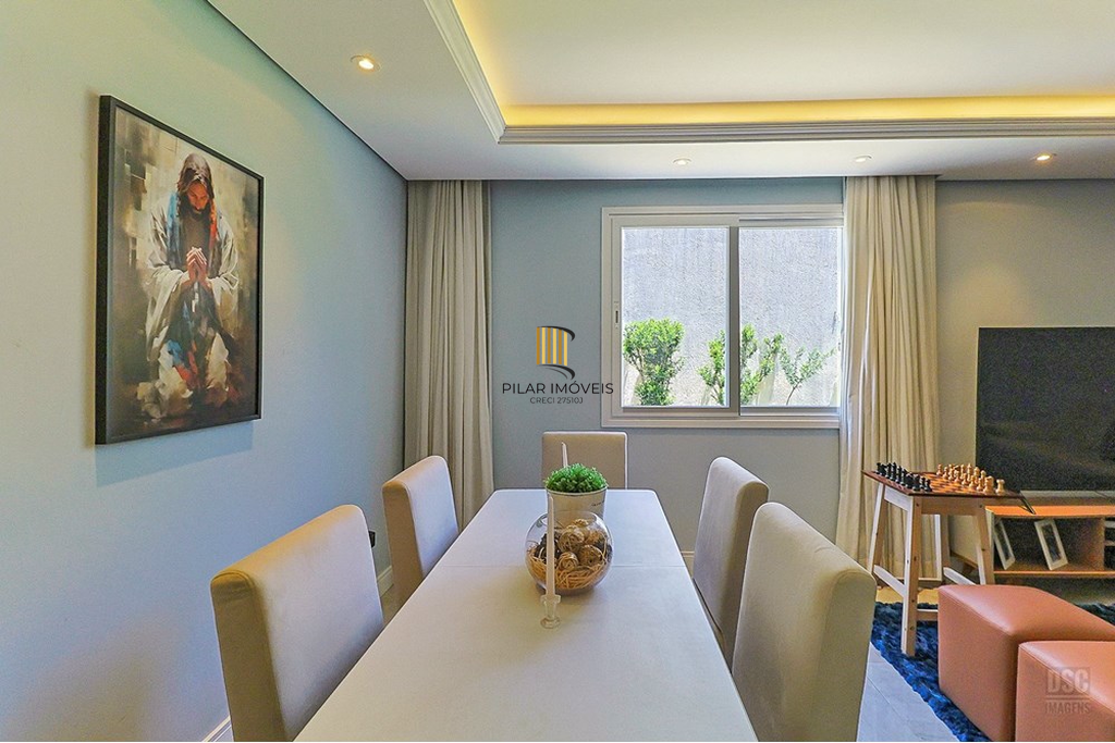 Casa 5 dormitórios no bairro Ipanema