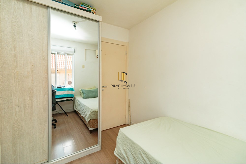 Casa de Condomínio 4 dormitórios no bairro Sarandi