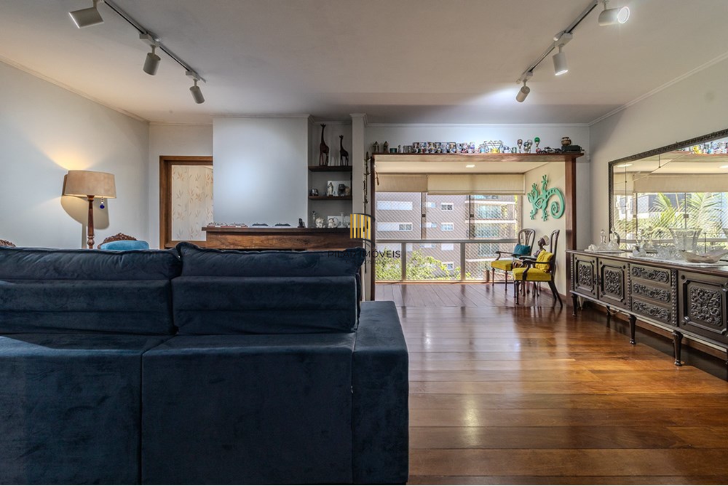 Cobertura 3 dormitórios no bairro Petrópolis