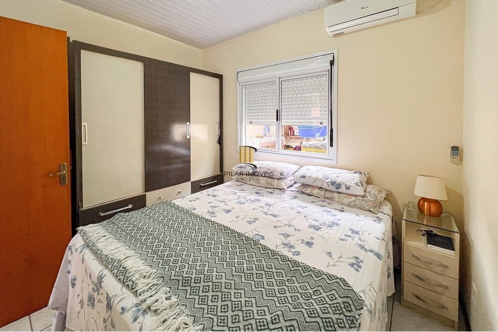 Casa de Condomínio 2 dormitórios no bairro Olaria