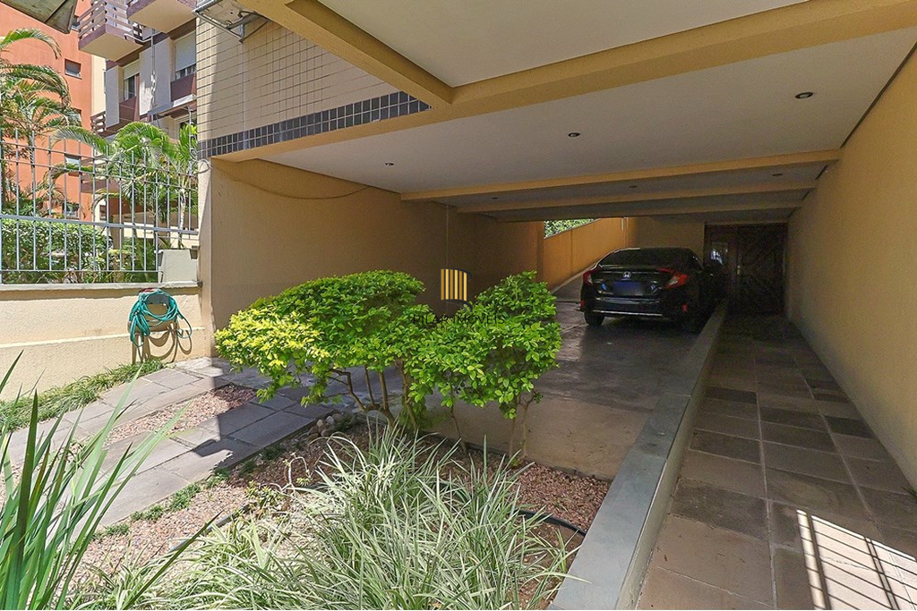 Cobertura 3 dormitórios no bairro Petrópolis