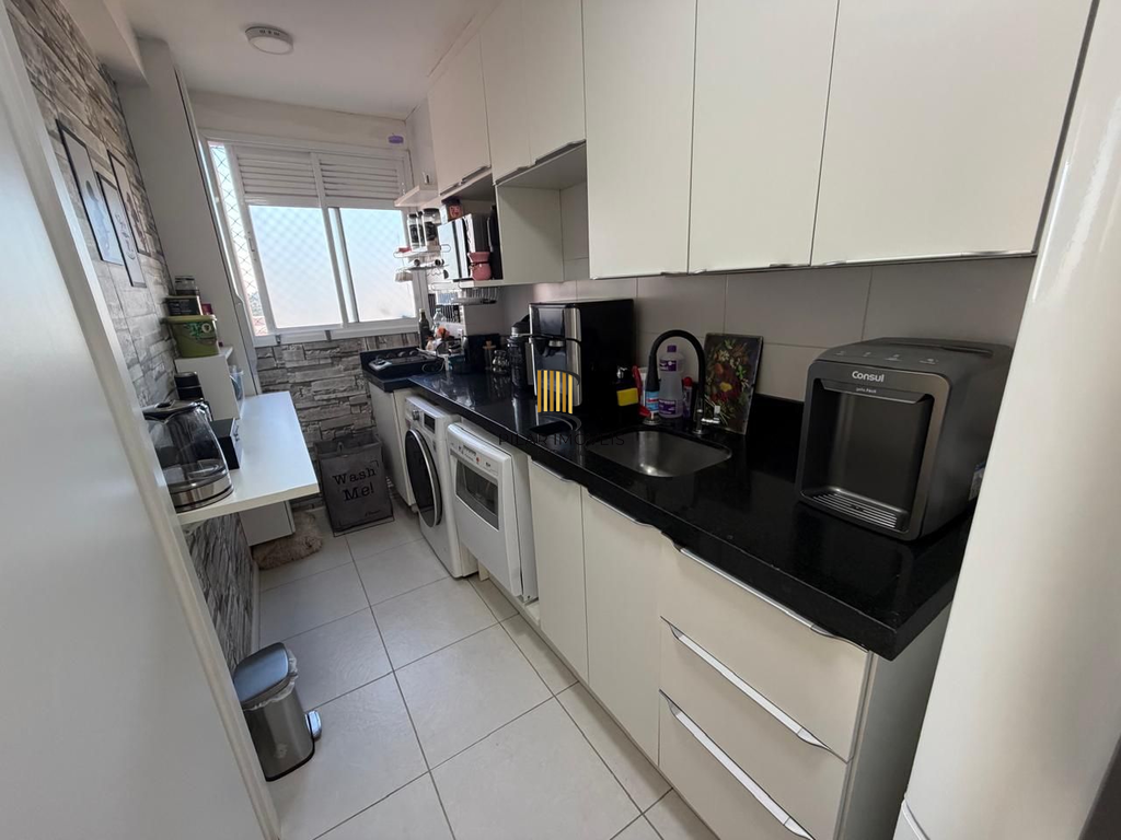 Apartamento 2 dormitórios no bairro Vila São José