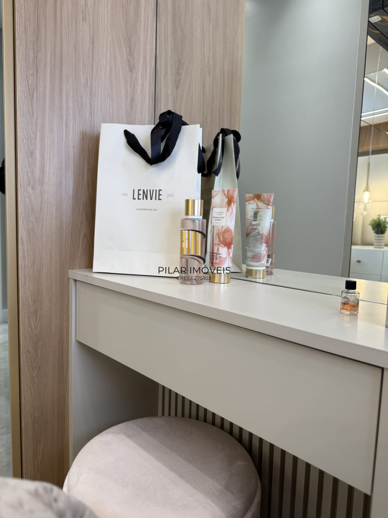 Apartamento 2 dormitórios no bairro Cristal