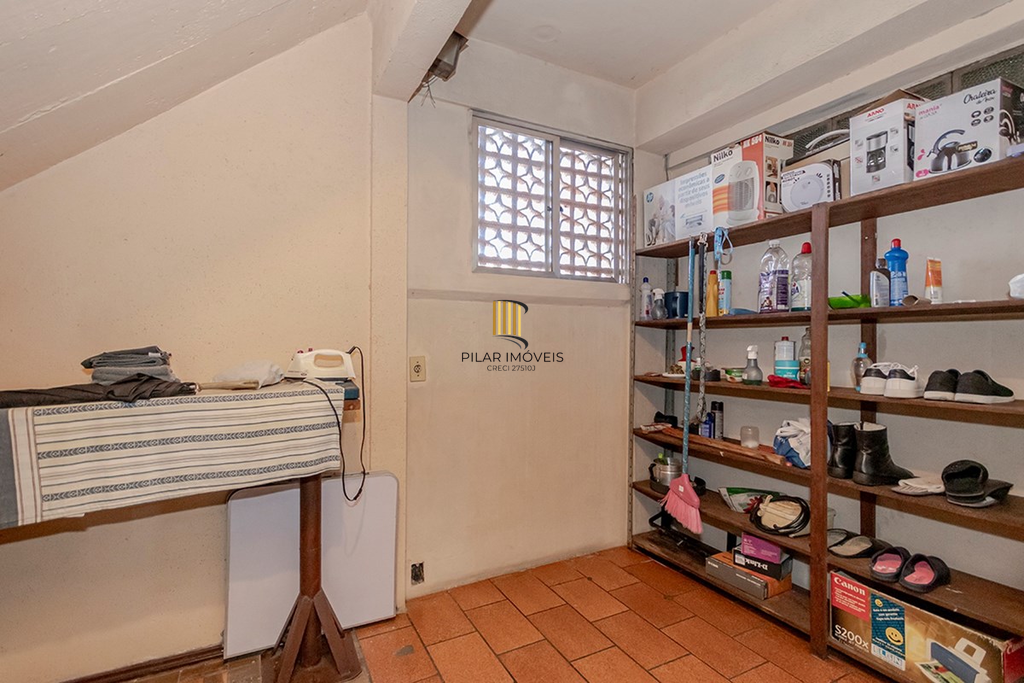 Casa 6 dormitórios no bairro São Sebastião