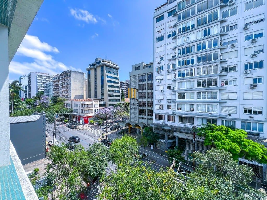 Apartamento 4 dormitórios no bairro Moinhos de Vento