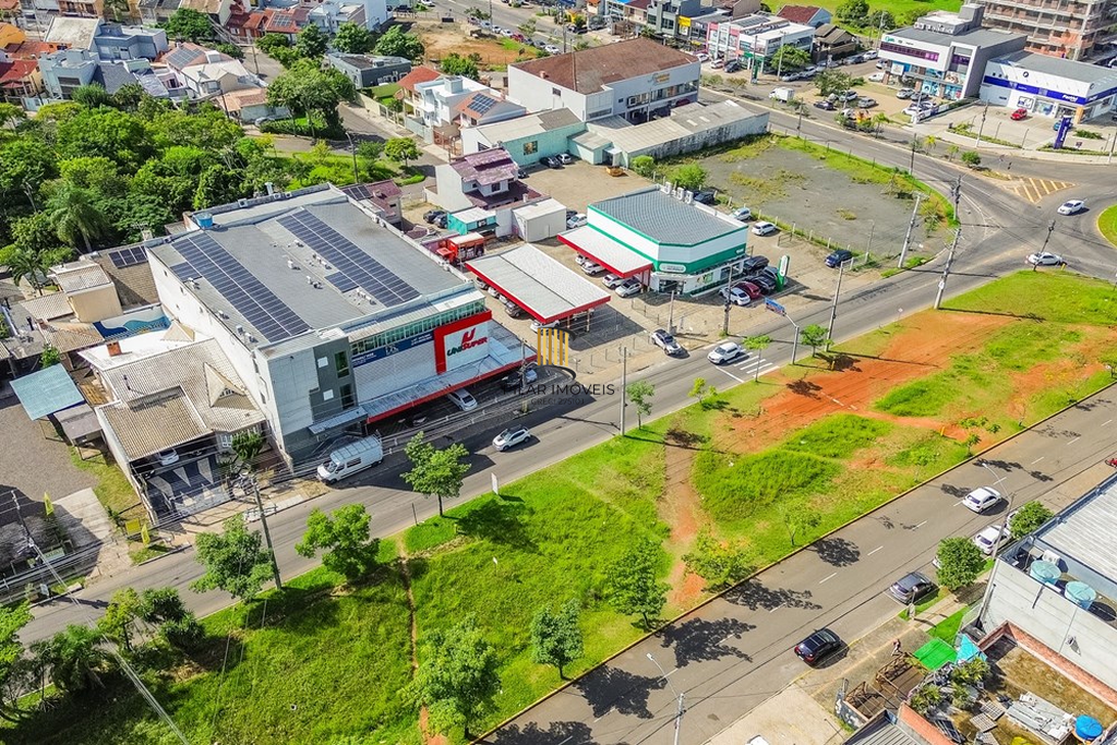 Terreno no bairro Mont Serrat