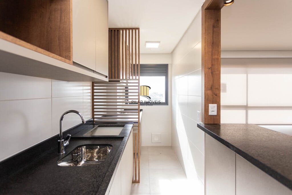 Apartamento 2 dormitórios no bairro Vila Ipiranga