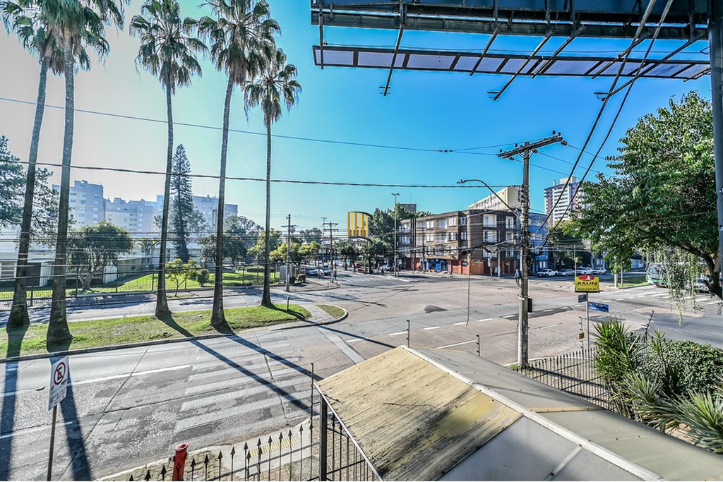 Apartamento 3 dormitórios no bairro Farroupilha