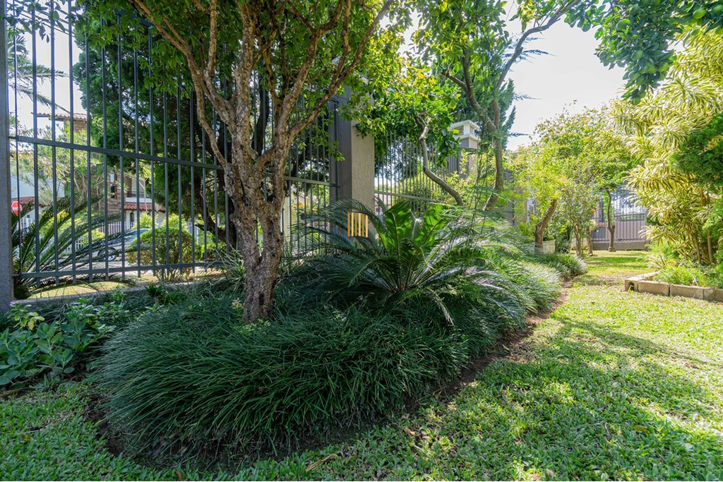 Casa 4 dormitórios no bairro Marechal Rondon