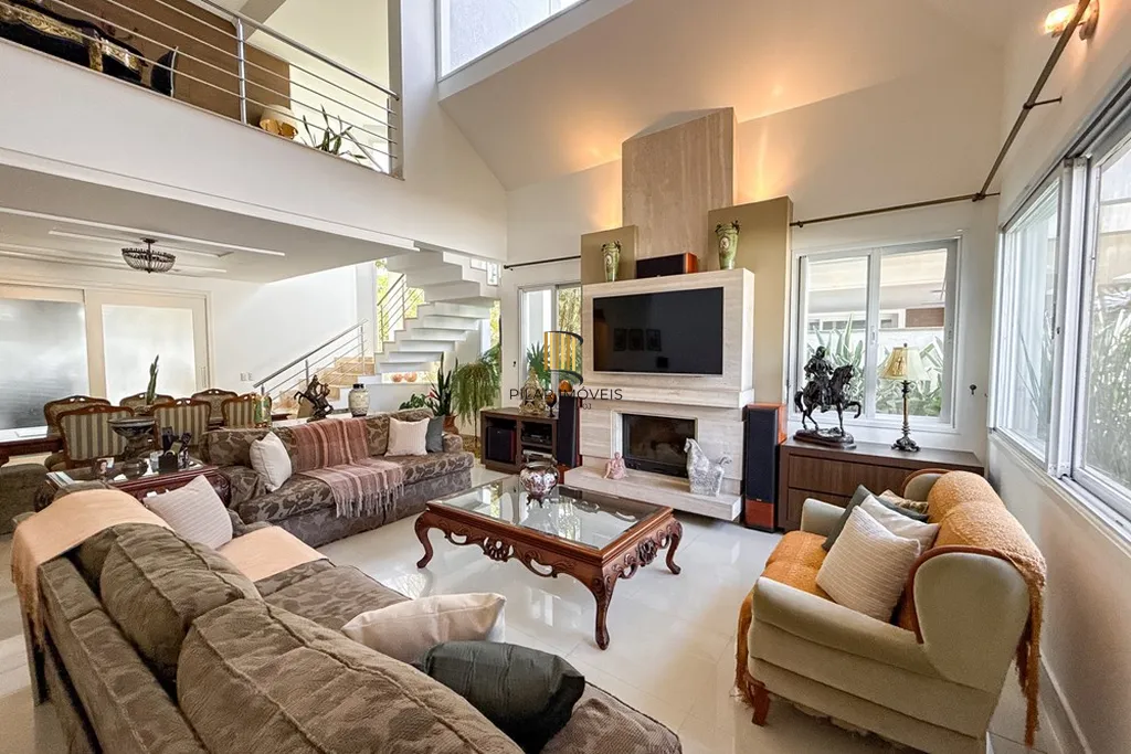 Casa 4 dormitórios no bairro Estância Velha