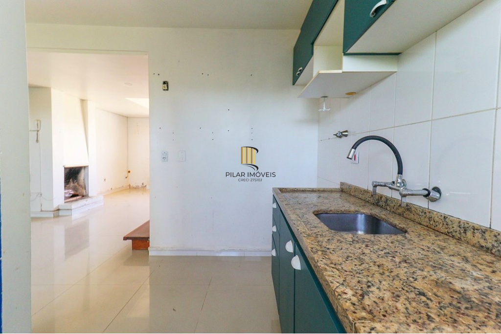 Casa de Condomínio 3 dormitórios no bairro Serraria