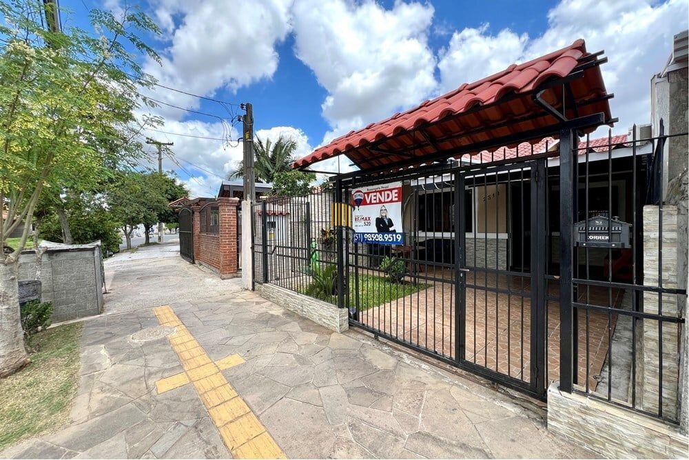 Casa 2 dormitórios no bairro São José