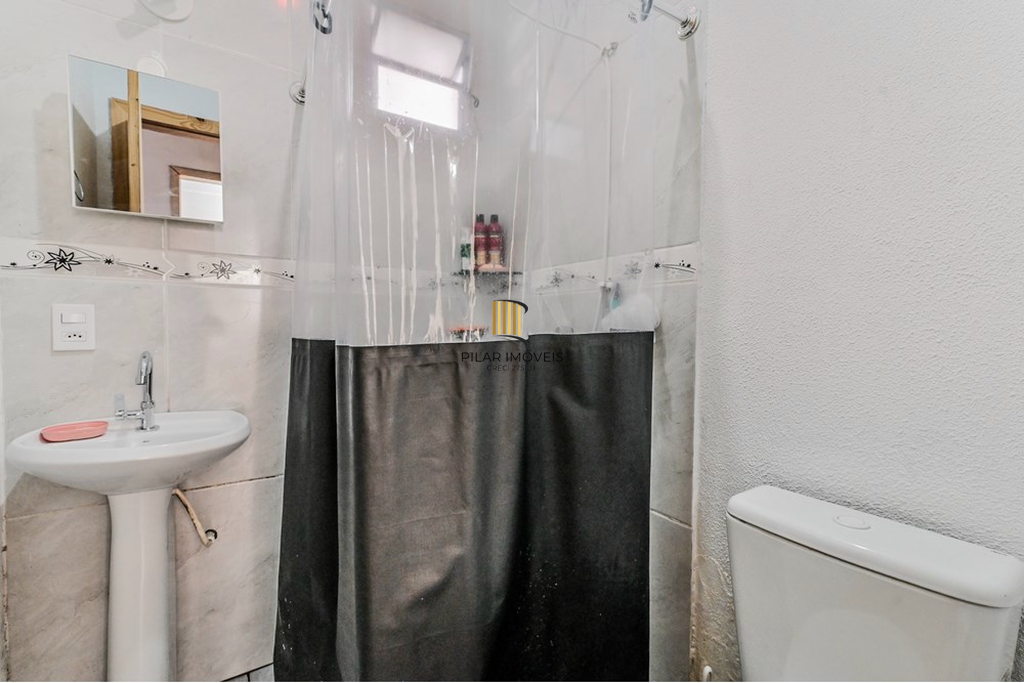 Casa 4 dormitórios no bairro Vila Ipiranga