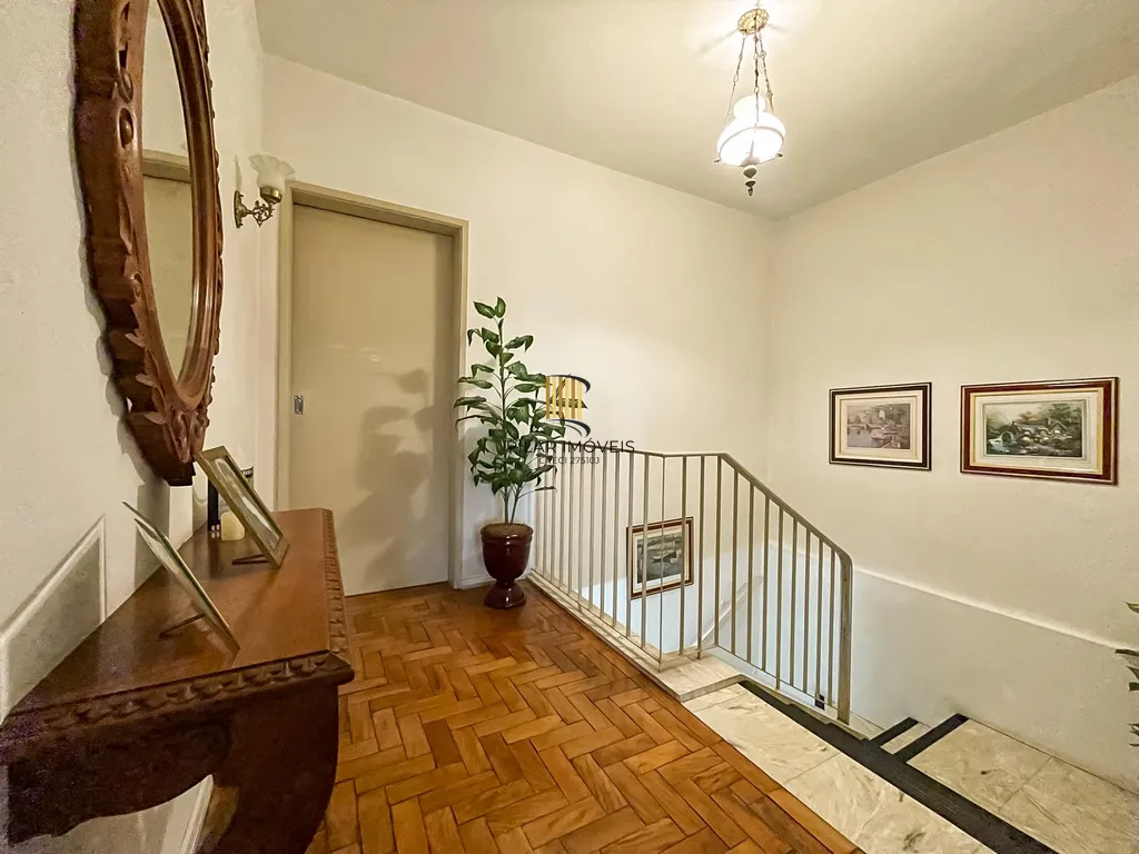 Casa 3 dormitórios no bairro Nonoai