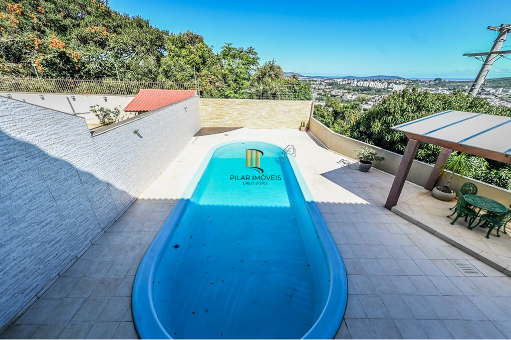 Casa de Condomínio 3 dormitórios no bairro Nonoai