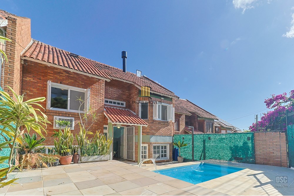 Casa de Condomínio 3 dormitórios no bairro Vila Conceição